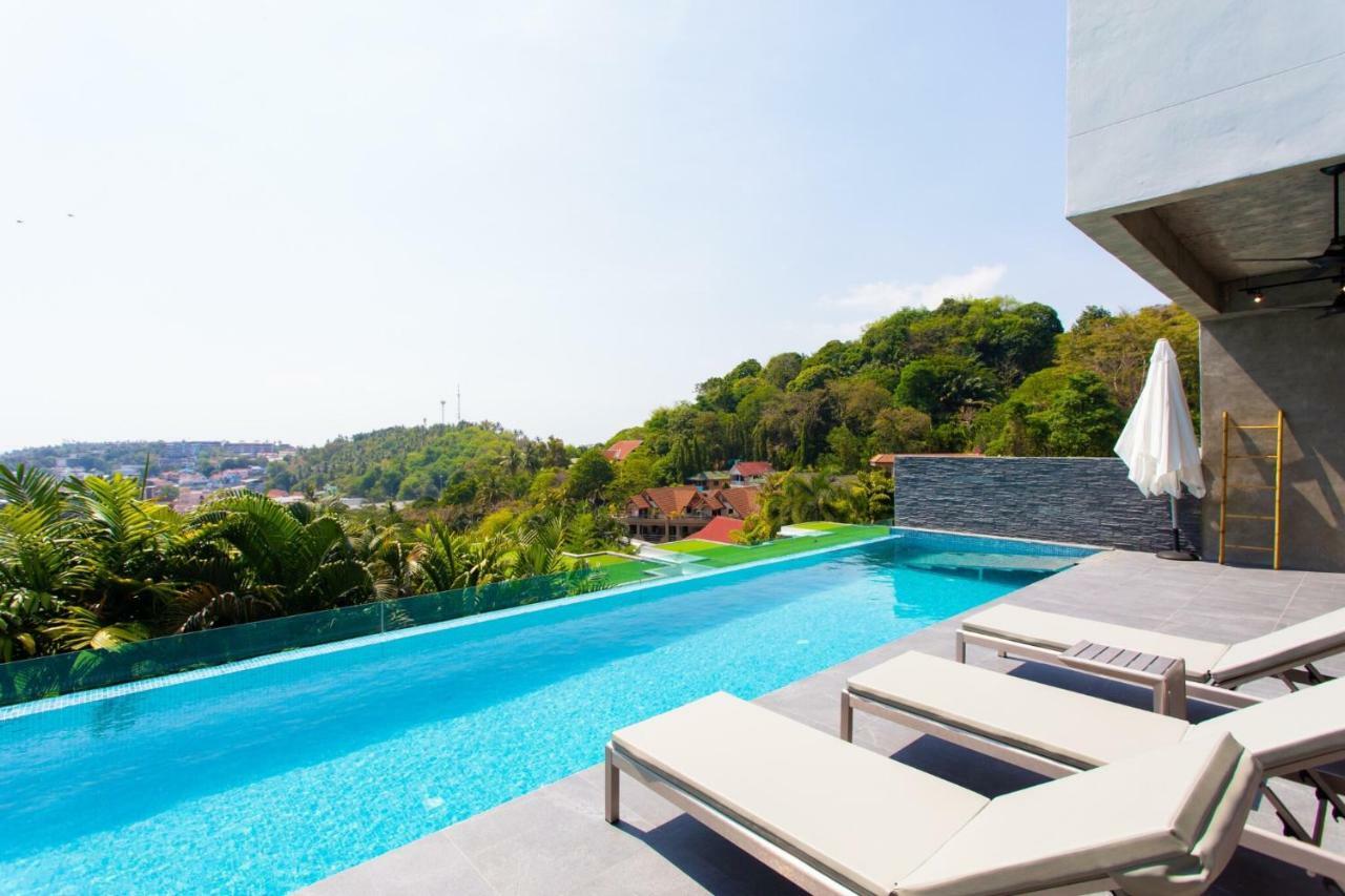 Baan Saint-Tropez Seaview Villas Kata Beach Dış mekan fotoğraf